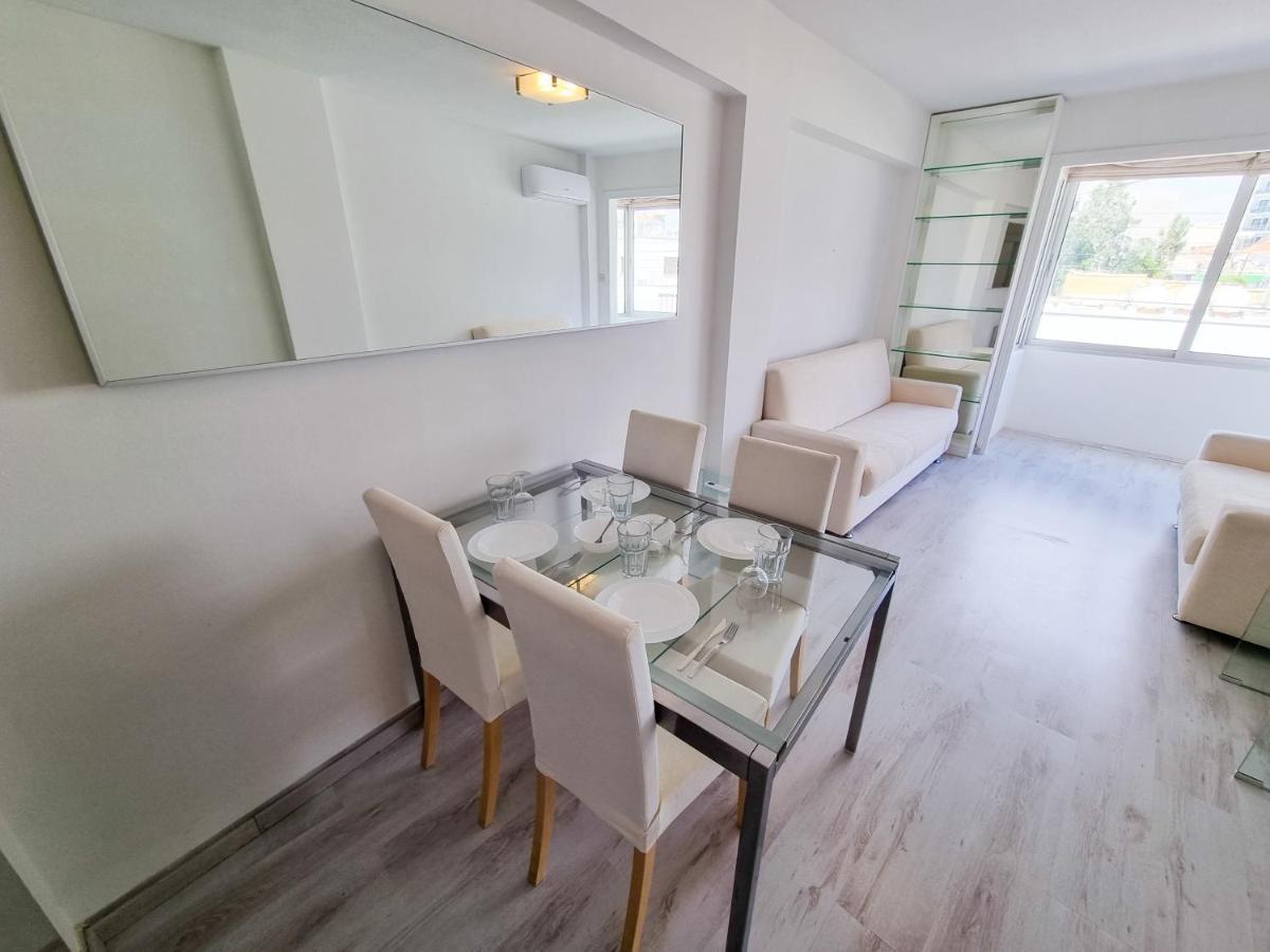 Cheer Up City Apartment, Near To The Finikoudes Beach Larnaca Exterior photo